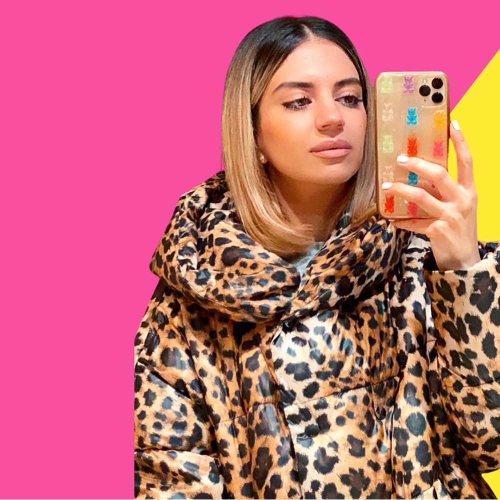 Meet your Posher, Victoria